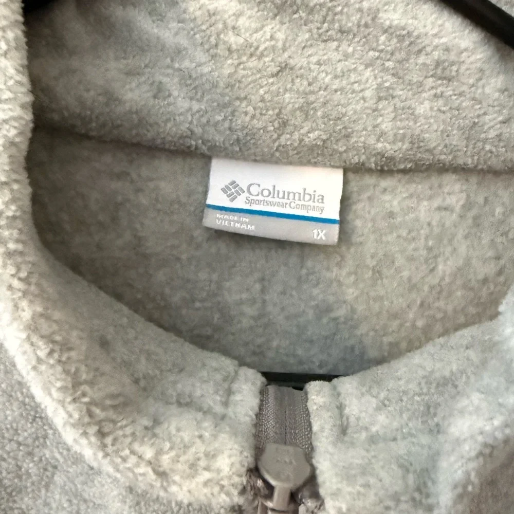 Columbia Light Gray Fleece Jacket - Picture 3 of 3